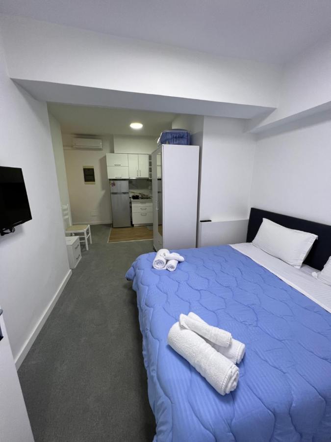 Skenderbej Rooms Тирана Екстер'єр фото
