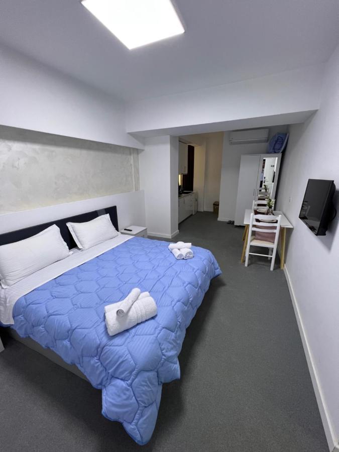 Skenderbej Rooms Тирана Екстер'єр фото