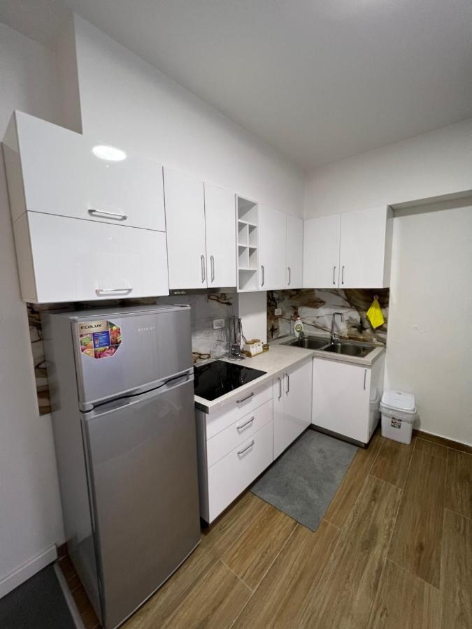 Skenderbej Rooms Тирана Екстер'єр фото