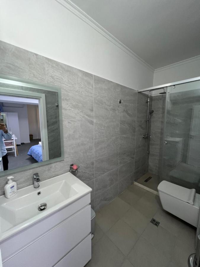 Skenderbej Rooms Тирана Екстер'єр фото